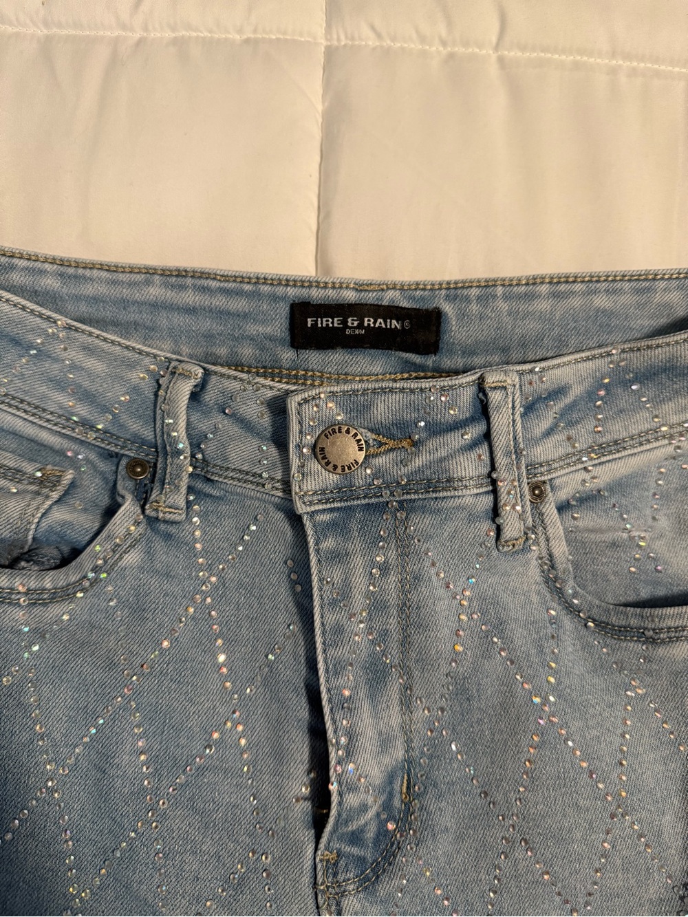 Fire & Rain Light Blue Quilted Wide-Leg Jeans - Women - Picture 6 of 6